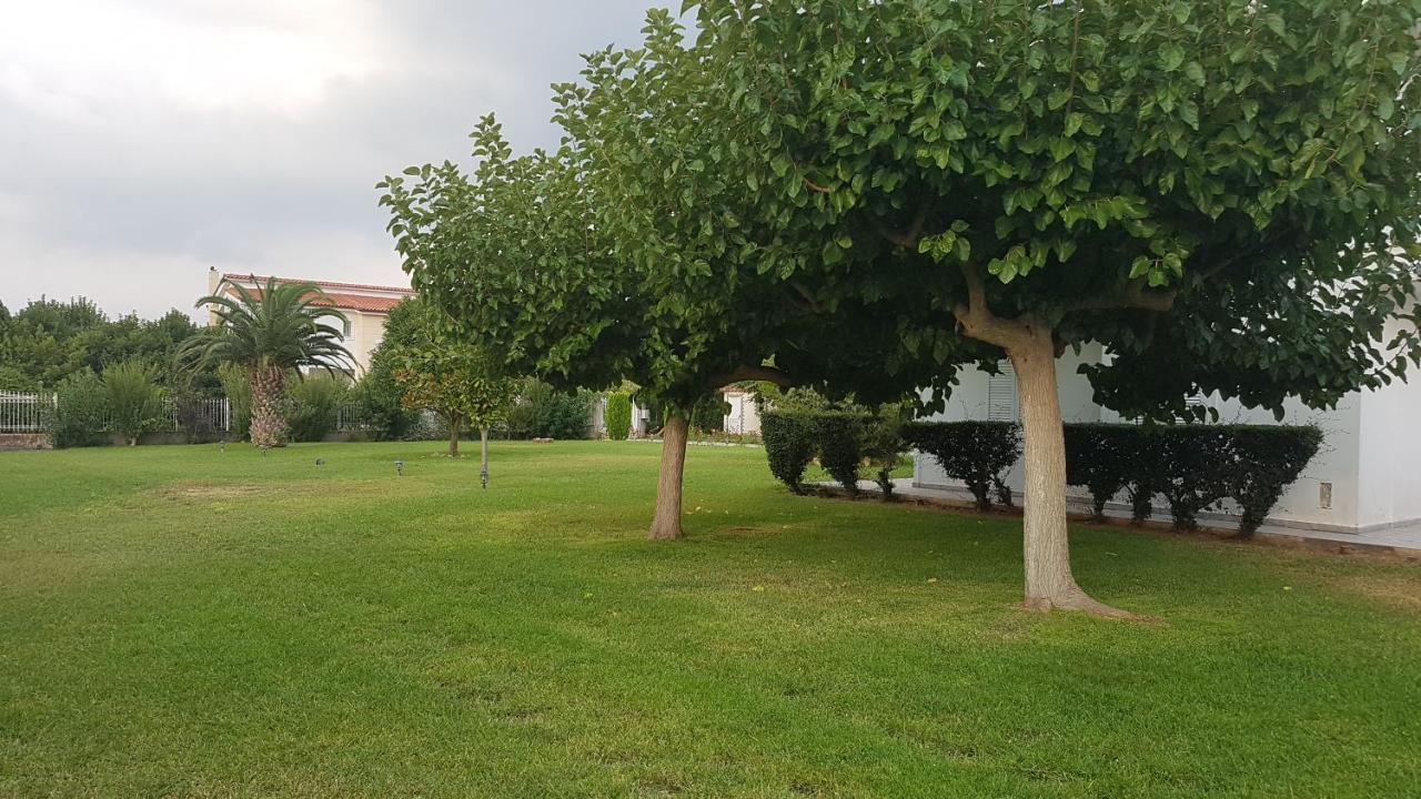 Silver Villa Raches Maisonette & Green Kouvéla Екстериор снимка